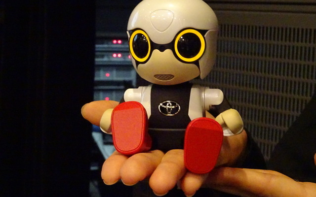 トヨタ KIROBO mini