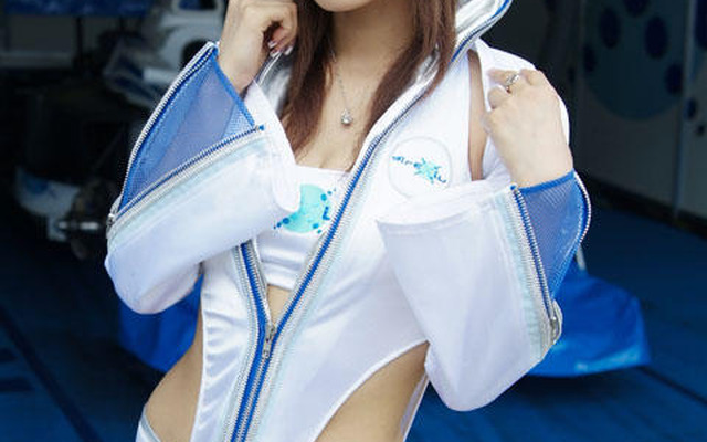 【Today's　オートガール】レースクイーン写真蔵…SUPER GT