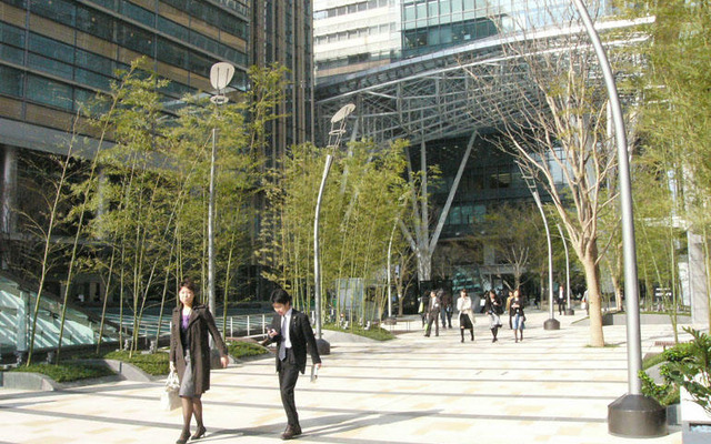 デザインハブを開設…東京ミッドタウン