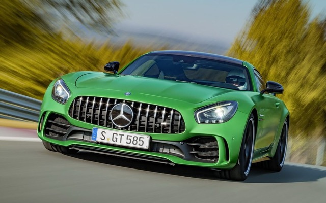 メルセデスAMG GT R