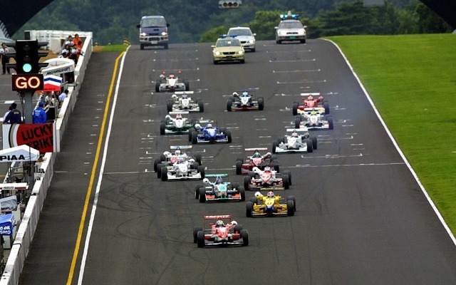 【全日本F3第13-13戦リザルト】トレルイエ連勝、モンティン離れず