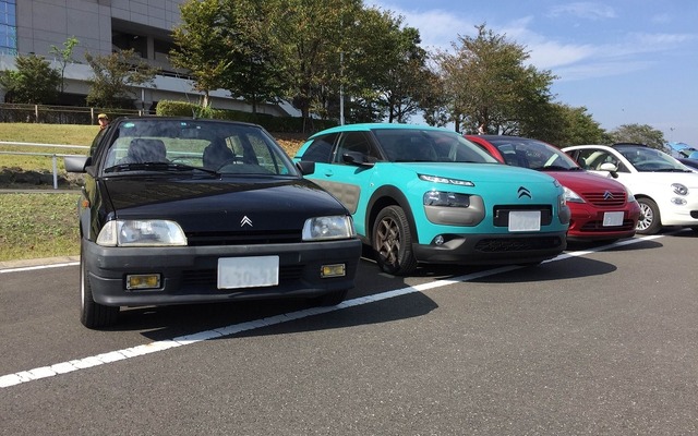 今年がデビュー30周年目のシトロエンAXと、話題のモデルシトロエンC4カクタス。