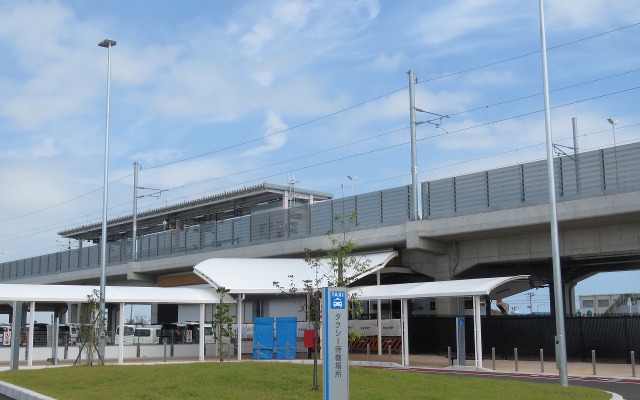 東日本大震災の影響で運休中の常磐線相馬～浜吉田間は復旧工事がほぼ完了。11月5日から試運転が始まる。写真は山下駅。