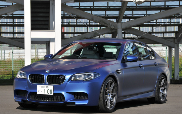 【BMW M5】スポーツセダンの代名詞的モデルは今も健在［写真蔵］