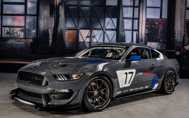 新型フォード マスタングGT4