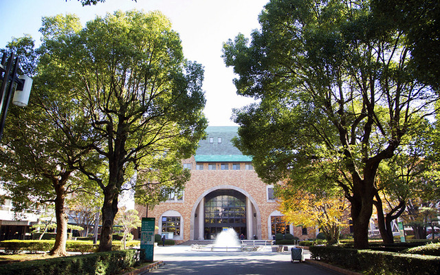 千葉商科大学