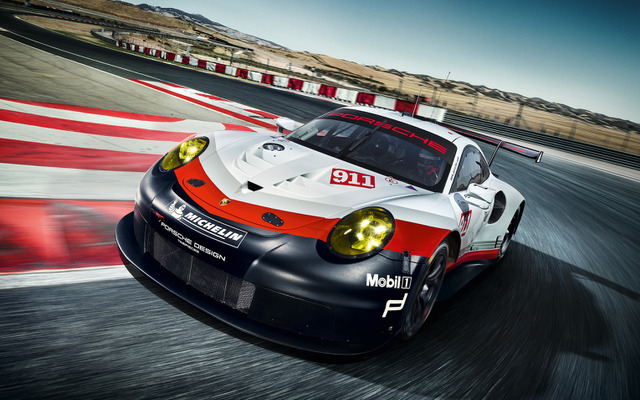 Porsche 911 RSR（MY2017）