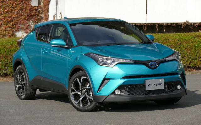 トヨタ C-HR G プロトタイプ