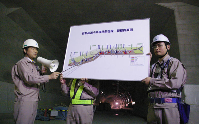 首都高、中央環状新宿線の東中野換気所を公開