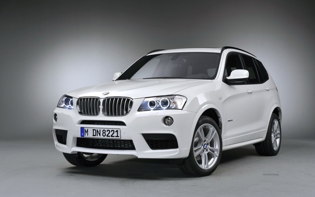 BMW X3現行型（参考）