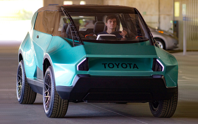 写真は、トヨタと米国クレムソン大学の国際自動車研究センターの学生が、共同開発したコンセプトカーのuBox。4月に発表。