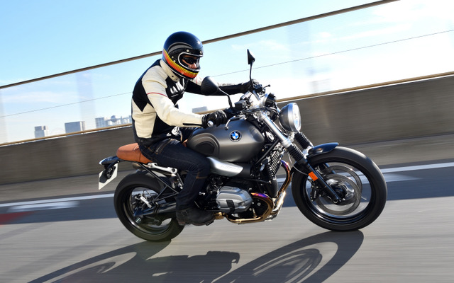 BMW R nine T スクランブラー