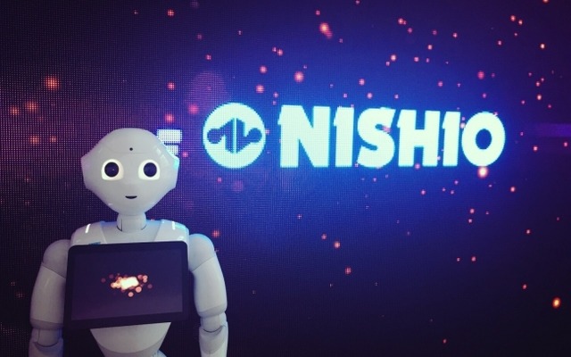 西尾レントオール事務所内のPepper for Biz