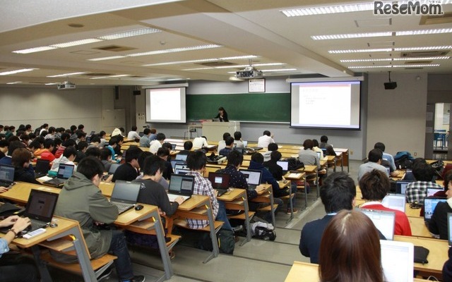 gaccoを利用し反転授業（東京工科大学）