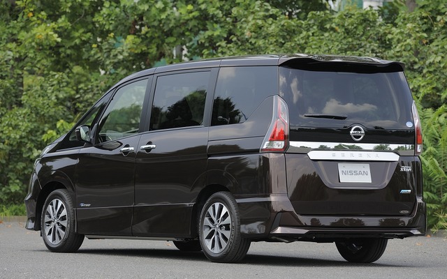 日産セレナ　《撮影　長谷川朗》