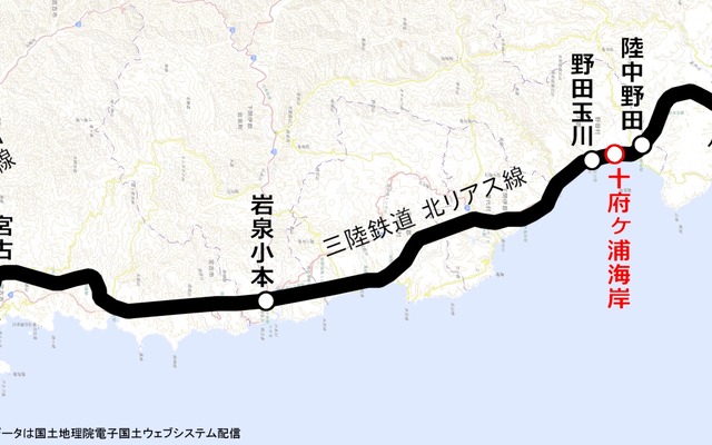 3月25日に開業する十府ヶ浦海岸駅の位置（赤）。北リアス線の野田玉川～陸中野田間に設けられる。