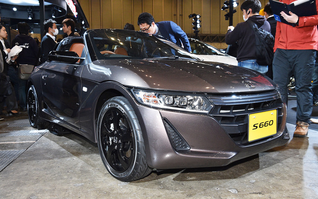 ホンダ S660 ブルーノレザーエディション（東京オートサロン2017）