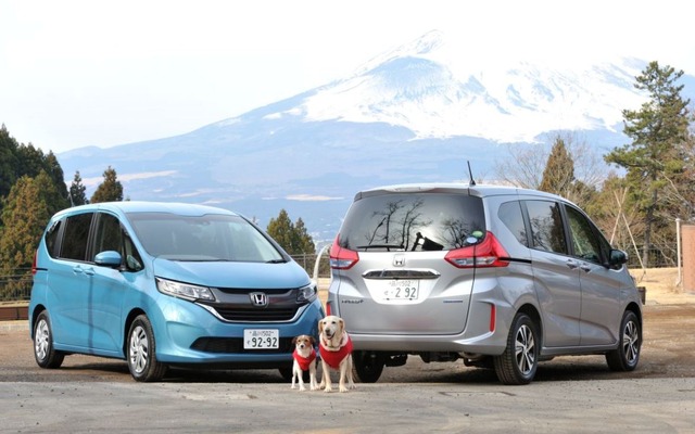 【ホンダ フリード・フリード＋でペット旅】犬にもうれしい静粛性と車内空間で、箱根の温泉宿をめざす