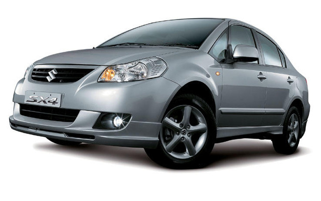 スズキ、SX4セダンをインド市場に投入