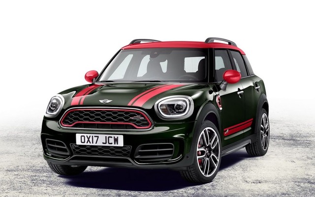 新型MINIクロスオーバーのジョンクーパー ワークス