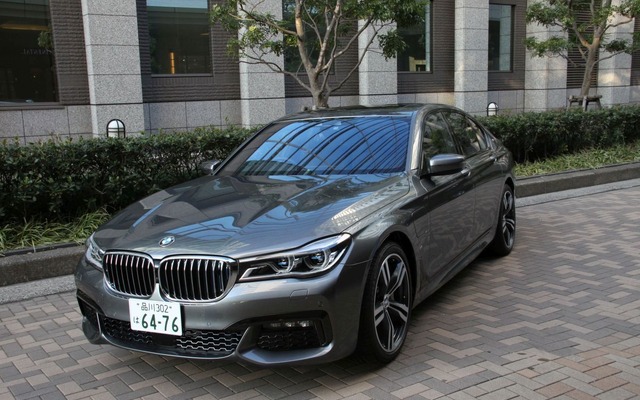 ニュアンスコミュニケーションズの新機能を搭載したBMW 740e