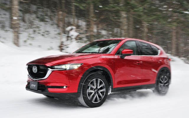 マツダ車が雪道にも強い理由とは…新型 CX-5 で体感