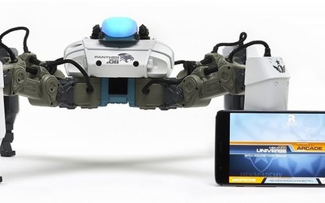 【レポート】現実世界で戦うARロボット「メカモン」登場 ― カスタマイズや対戦も可能で、大会もサポート予定