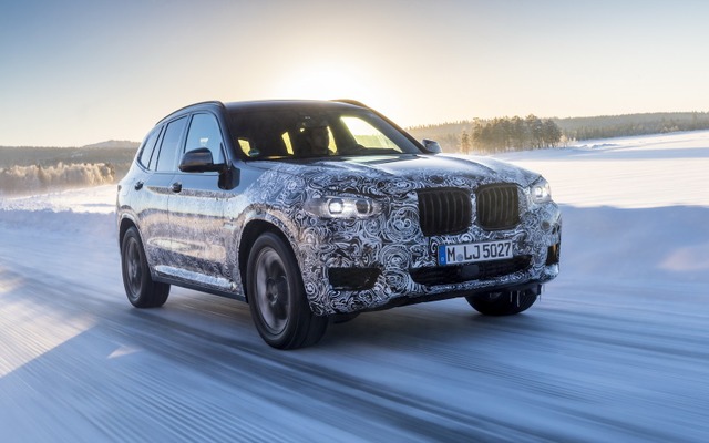 BMW X3 次期型の開発プロトタイプ車