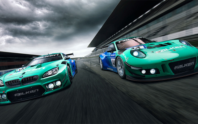 FALKEN MotorsportsBMW M6 GT3（左）とPorsche 911 GT3R