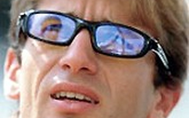 ヤルノ・トゥルーリが入れ替わりベネトンへ