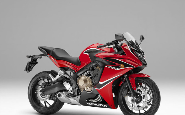 ホンダ CBR650F（ヴィクトリーレッド）