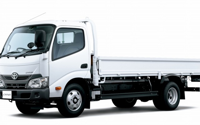 トヨタ ダイナ カーゴ 標準キャブ・ロングデッキ・高床・3t積・ディーゼル車・2WD（ホワイト）