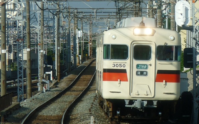 山陽電鉄は今年7月に創立110周年を迎える。写真は山陽電鉄の電車。