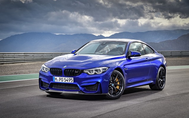 BMW M4 CS