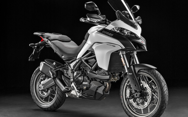 DUCATI  ムルティストラーダ950