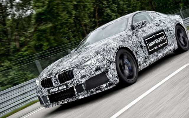 BMW M8の開発プロトタイプ車