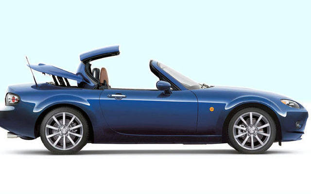 ドライブを楽しむこの1台　中古車検索で愛車探し!