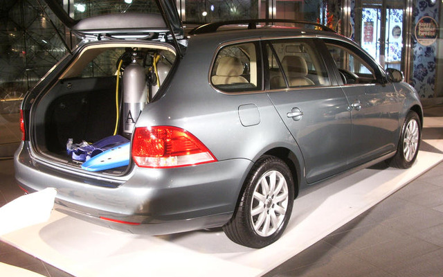【VW ゴルフ ヴァリアント 日本発表】ワゴンとしての実用性