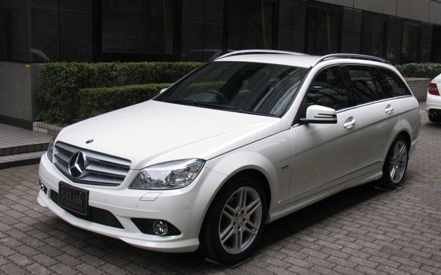 メルセデスベンツC200CGIステーションワゴン