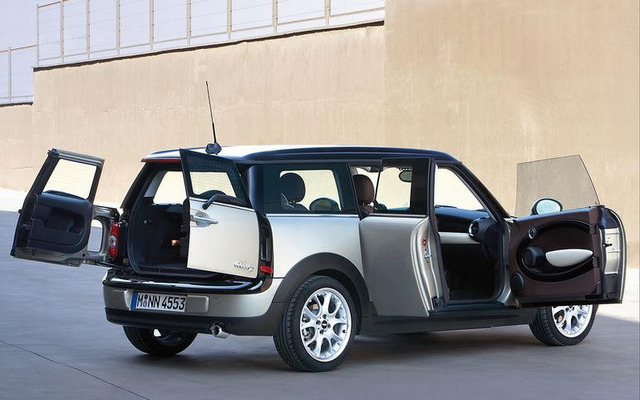MINIクラブマン ワゴン、写真・概要・価格を発表