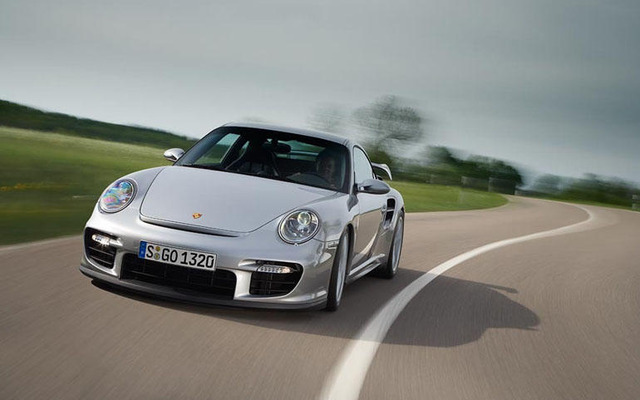 ポルシェ、08年モデルの受注開始…GT2を投入