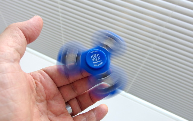 フィンガースピナー