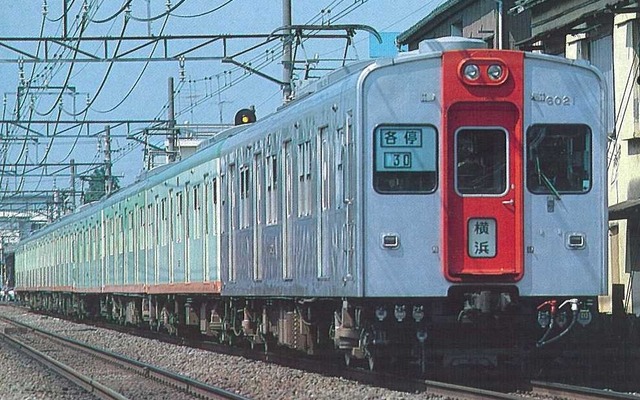 相鉄初のアルミ車となった6000系の6021号（先頭車）。同車のデビューから50年になったのを機に記念切符が発売される。