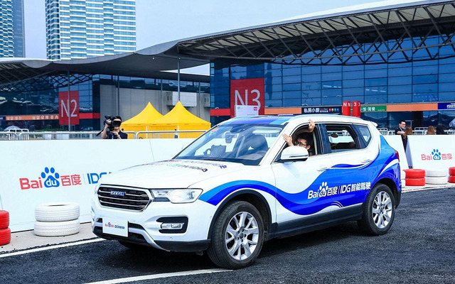 中国百度（バイドゥ）の自動運転開発車両