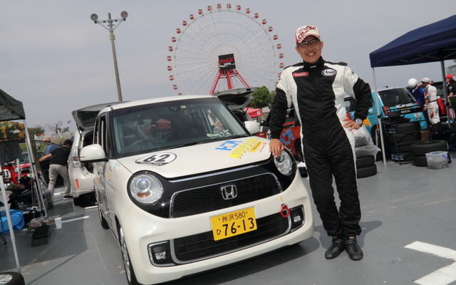 サーキットの場内実行でおなじみのピエール北川アナウンサーがレースに挑戦！