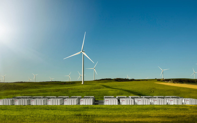 テスラのリチウムイオン蓄電施設