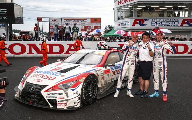 優勝したのは#1 LC500のコバライネン&平手。