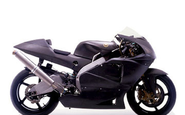 2002年のMotoGPはコレが制す---ヤマハ新型GPマシン『YZR-M1』を発表