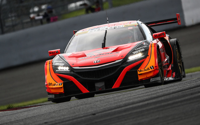 GT500クラス優勝の#8 NSX。