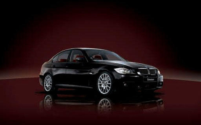 BMW 323iセダン に特別限定車を設定